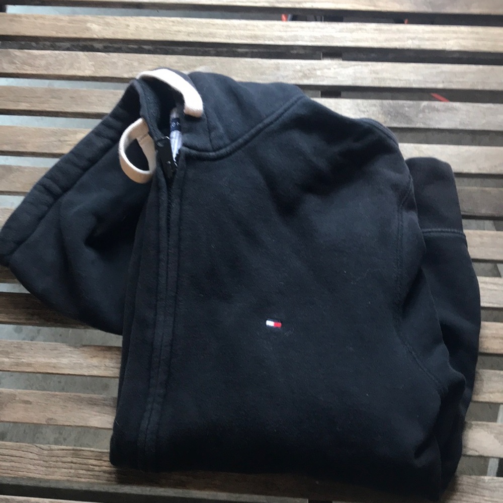 Tommy Hilfiger